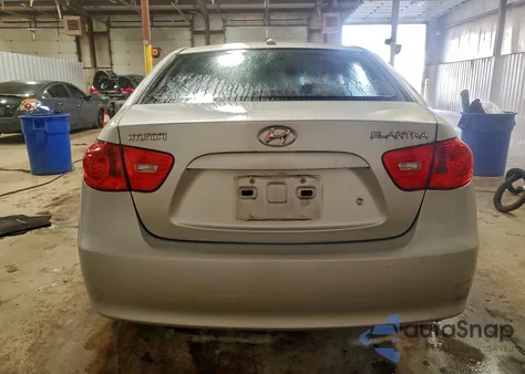 2008 Hyundai Elantra Gls z USA, uszkodzony, nr VIN KMHDU46DX8U549521